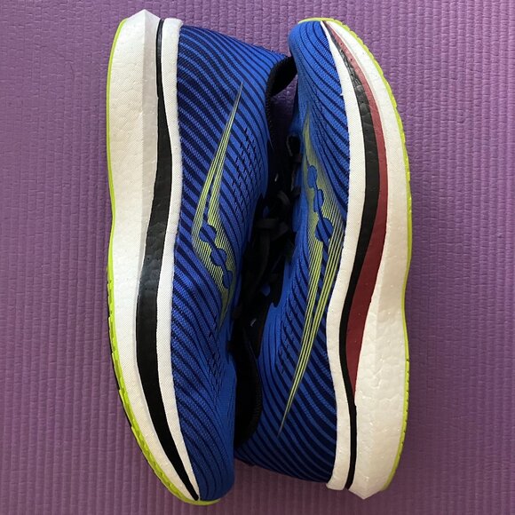 NWT Saucony Endorphin Pro 2 Carbon Plate Running Shoes - Picture 4 of 6